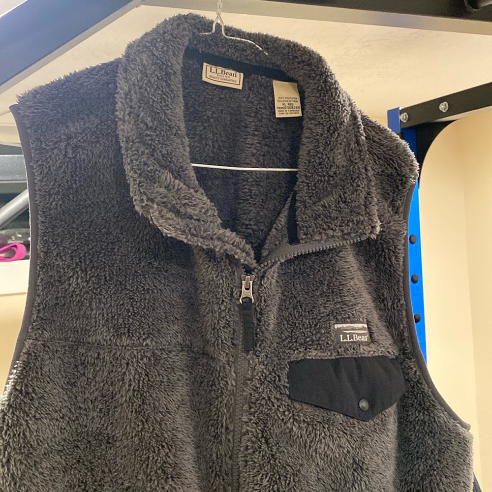 LL Bean Fuzzy Vest XL